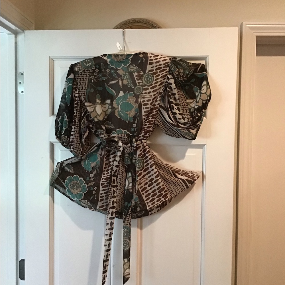 Fun blouse - Picture 2 of 2